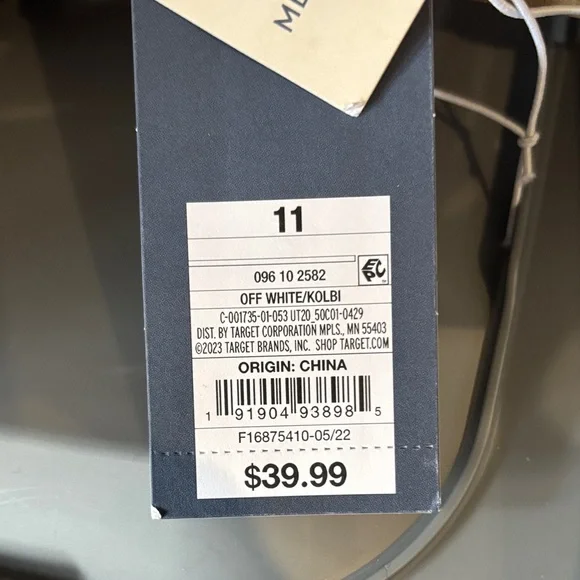 ⭐️ Universal Thread Women's Combat Boots - Cream and Tan Size 11 - Picture 2 of 2